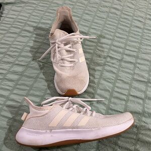 Adidas white sneakers GUC size 6 1/2